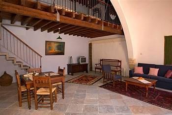 Apartment Porfyrios